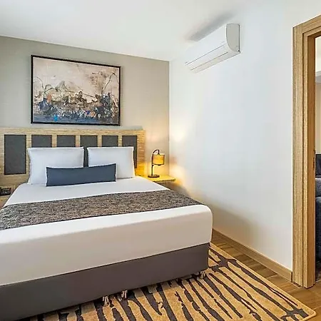 Hotel The Capri Osmanbey 5*