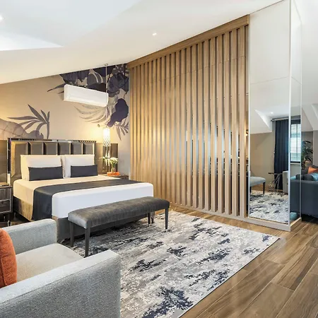 Szálloda The Capri Osmanbey 5*