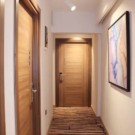 Hotel The Capri Osmanbey 5*